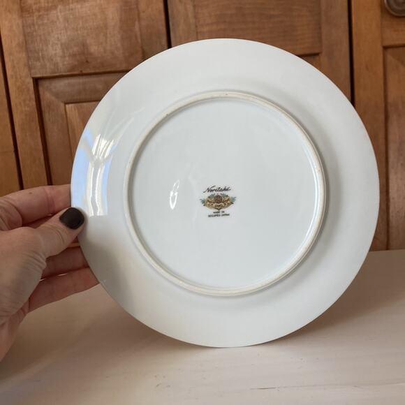 Vintage Noritake Pattern RO2 Salad/Dessert Plates, Set of 4 - Picture 8 of 12
